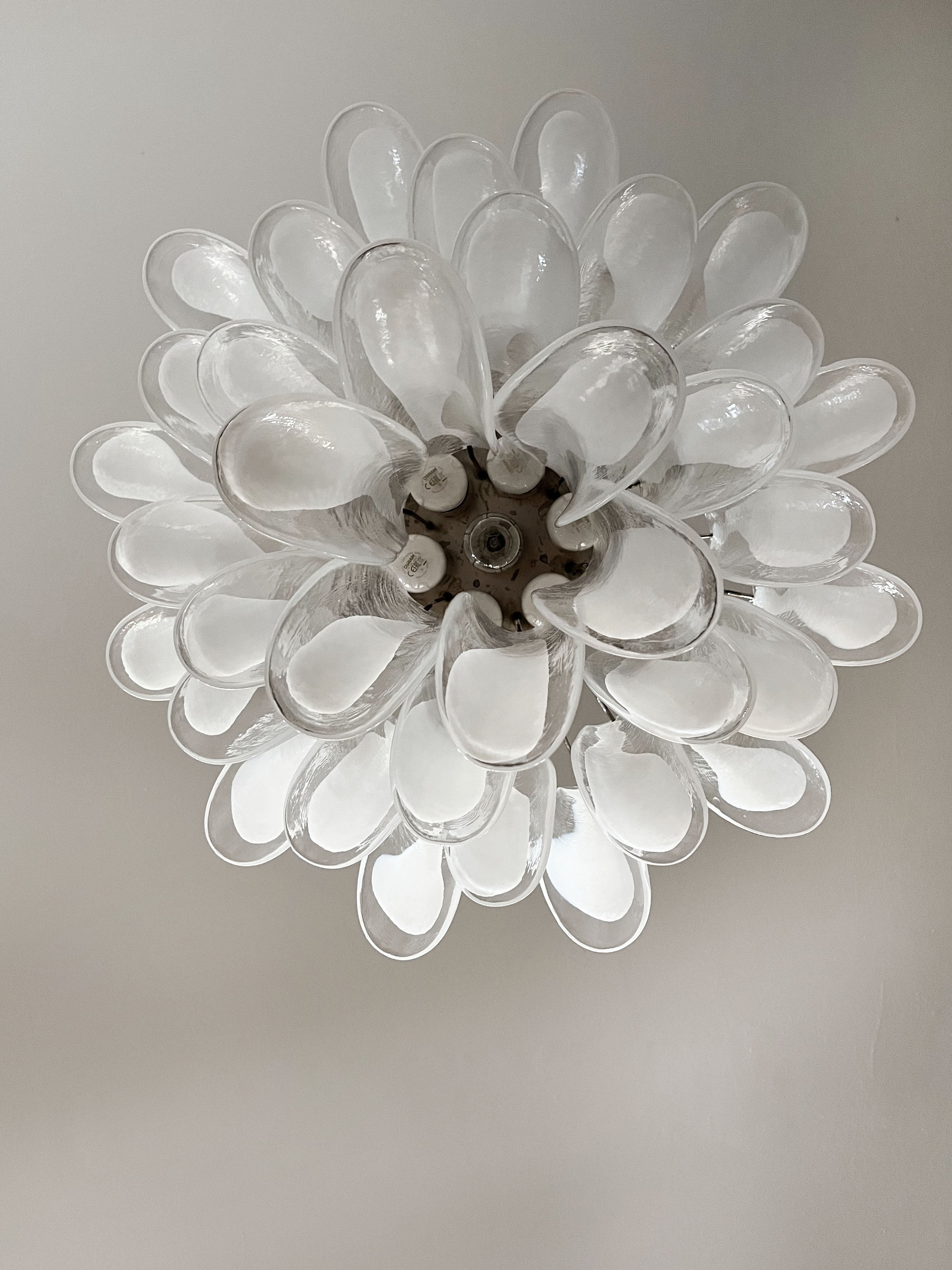 Murano Chandelier – 36 Clear Petal Glass – detail 4 – Murano Classics
