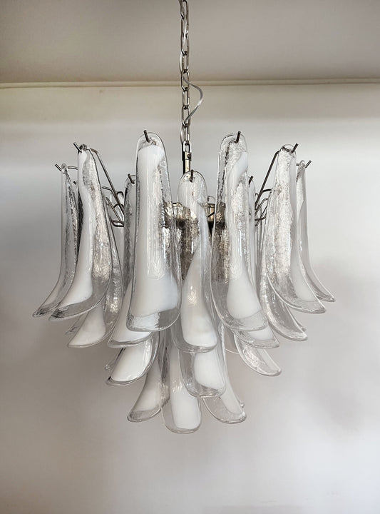 Murano Chandelier | 36 Clear cone leaf glasses