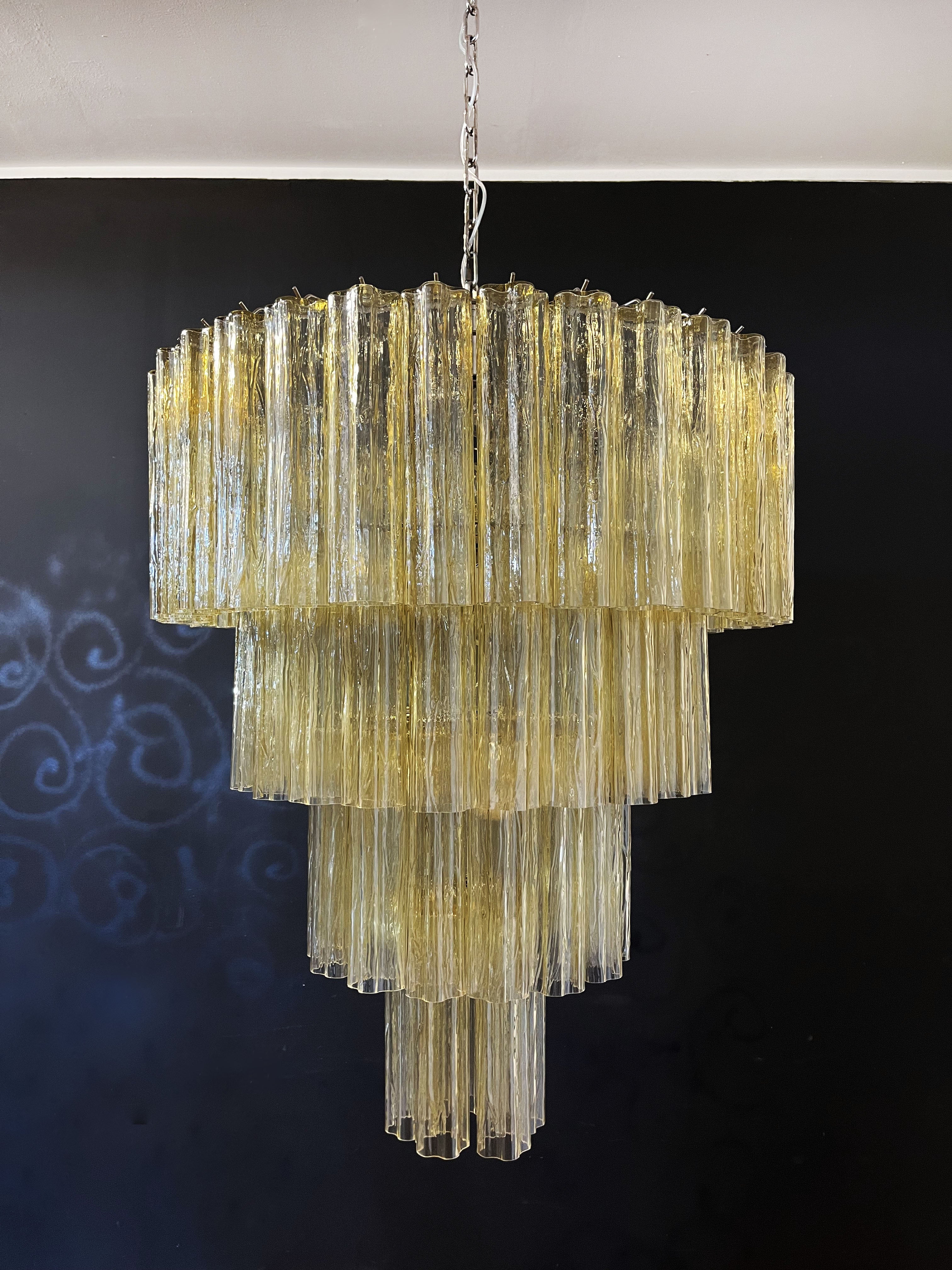 Murano Kroonluchter – 78 Gele Buisglaselementen – detail 2 – Murano Classics