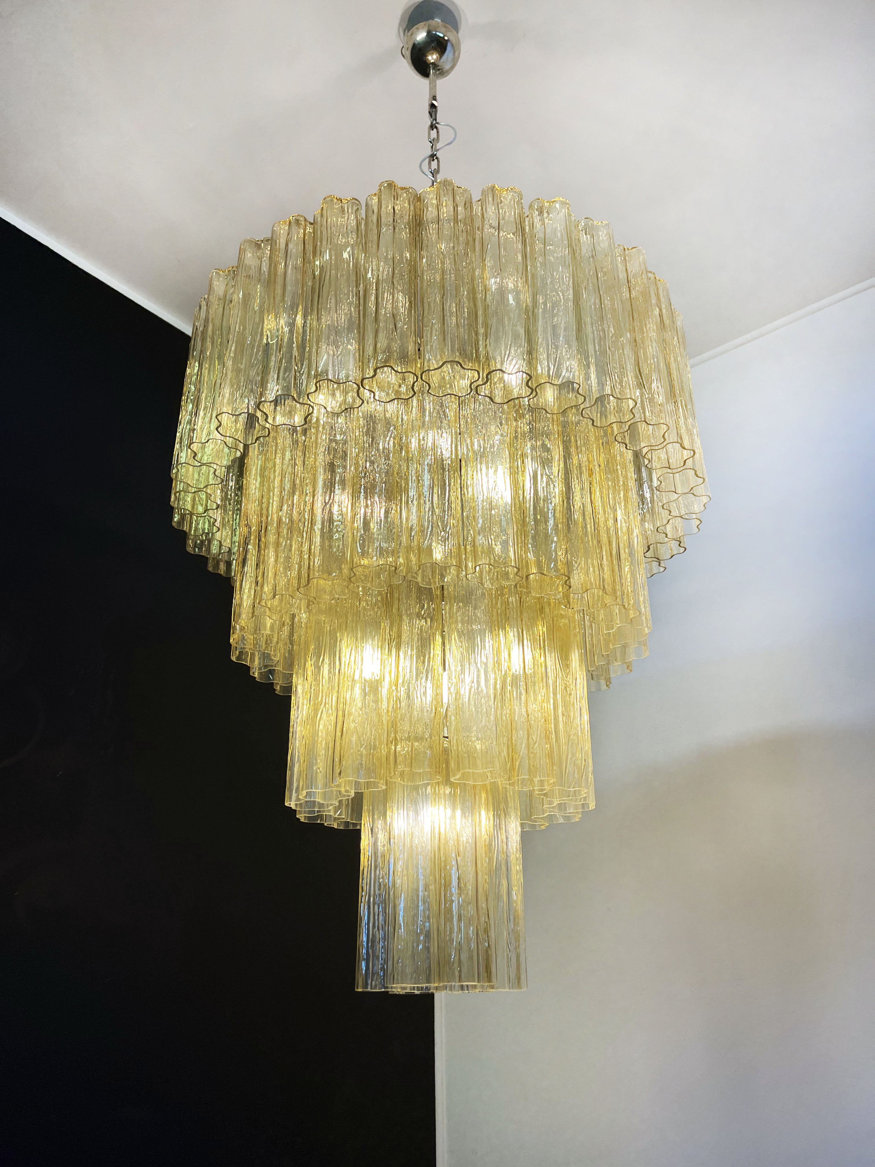 Murano Kroonluchter – 78 Gele Buisglaselementen – detail 7 – Murano Classics