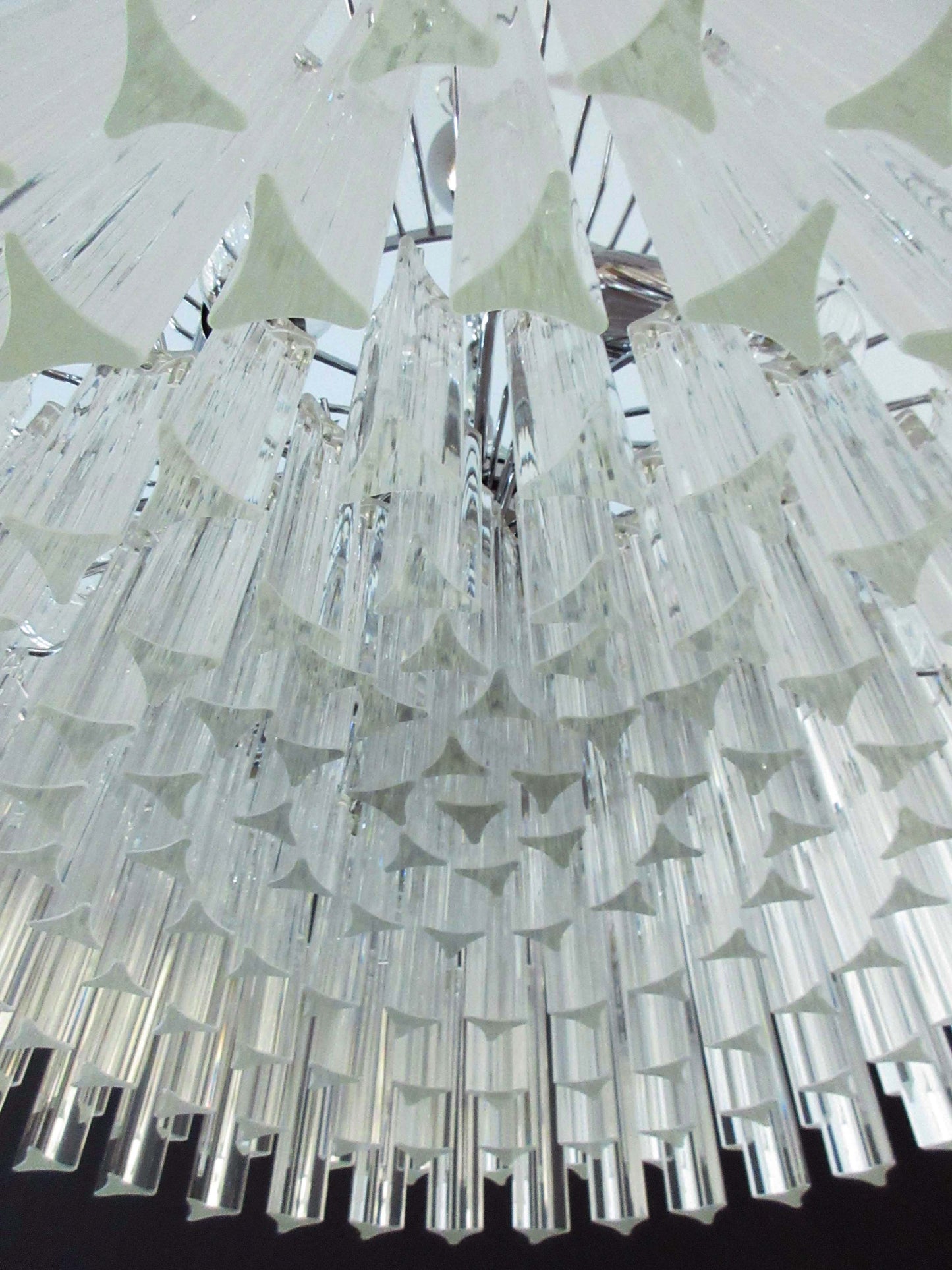 Murano Chandelier | 163 Clear Prism glass