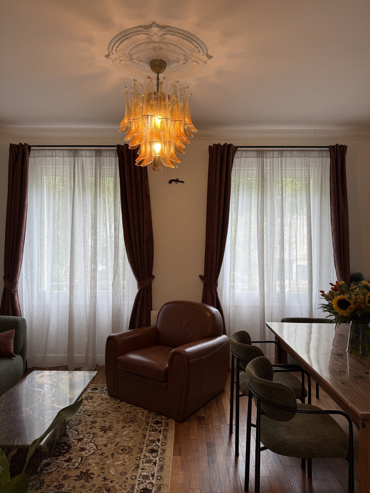 Murano Lysekrone – 41 Gule Konglebladglass – miljøbilde 4 – Murano Classics