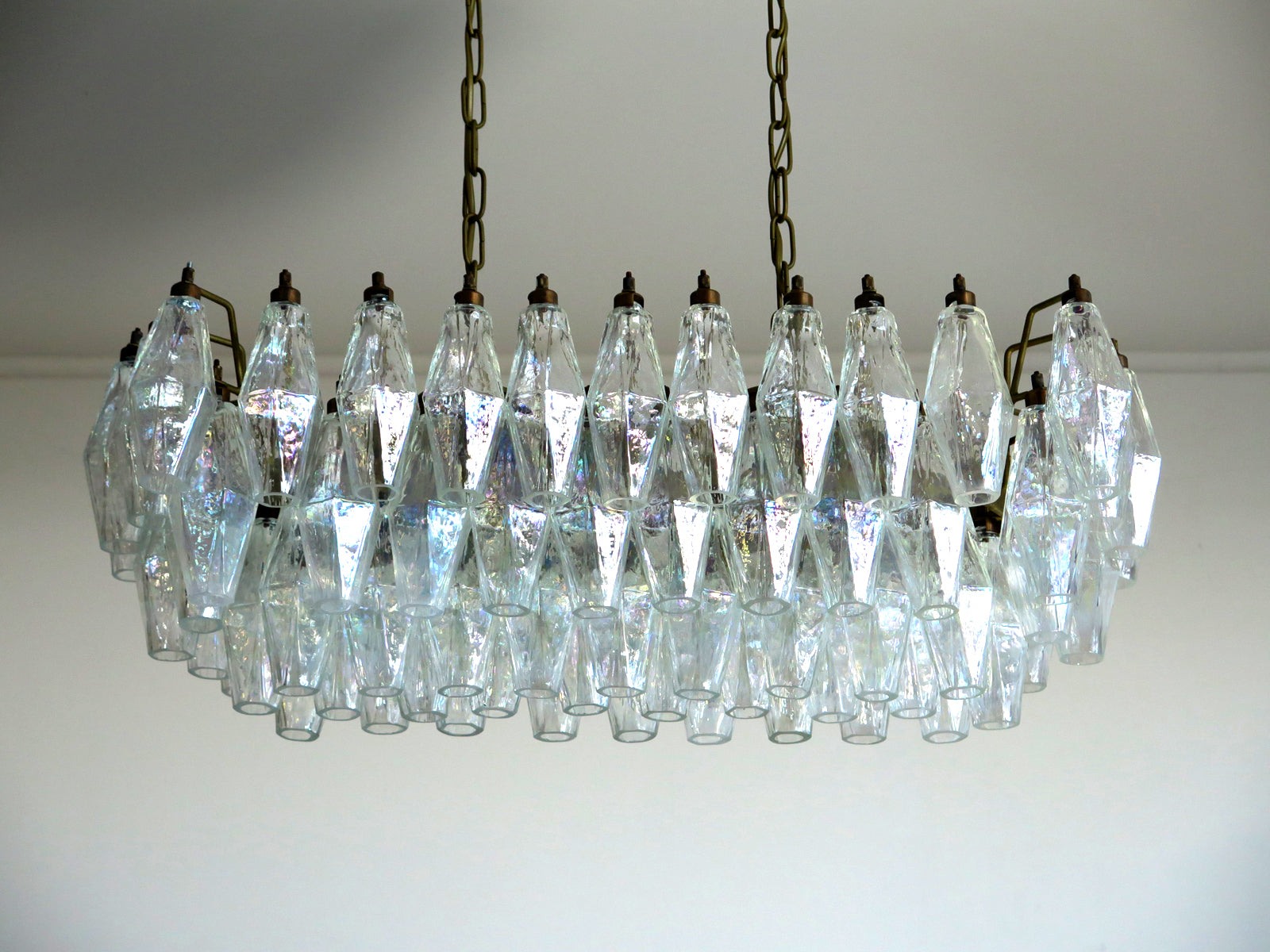 Murano Lysekrone – 84 Irisklare Poliedriglass – Murano Classics