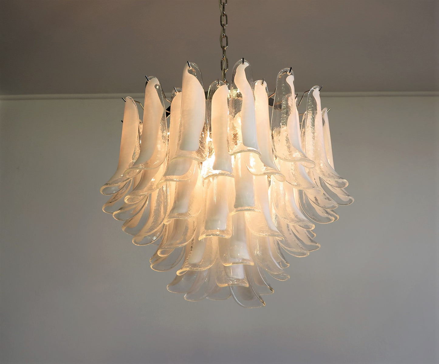 Murano Chandelier | 53 Clear cone leaf glasses