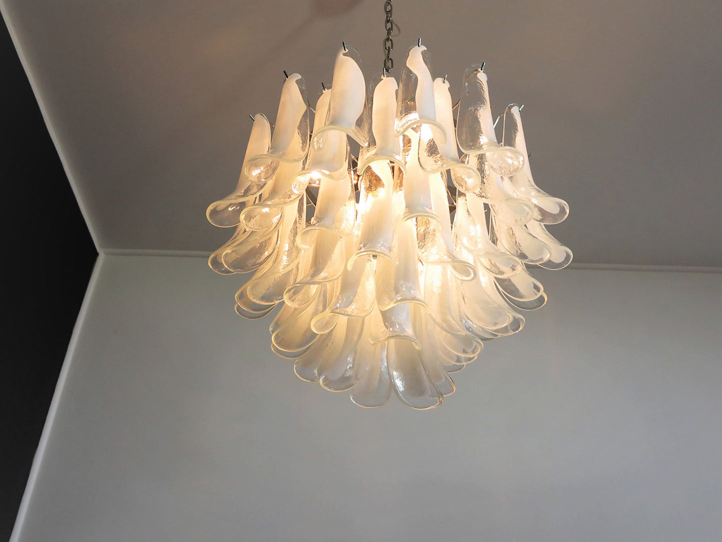 Murano Chandelier | 53 Clear cone leaf glasses