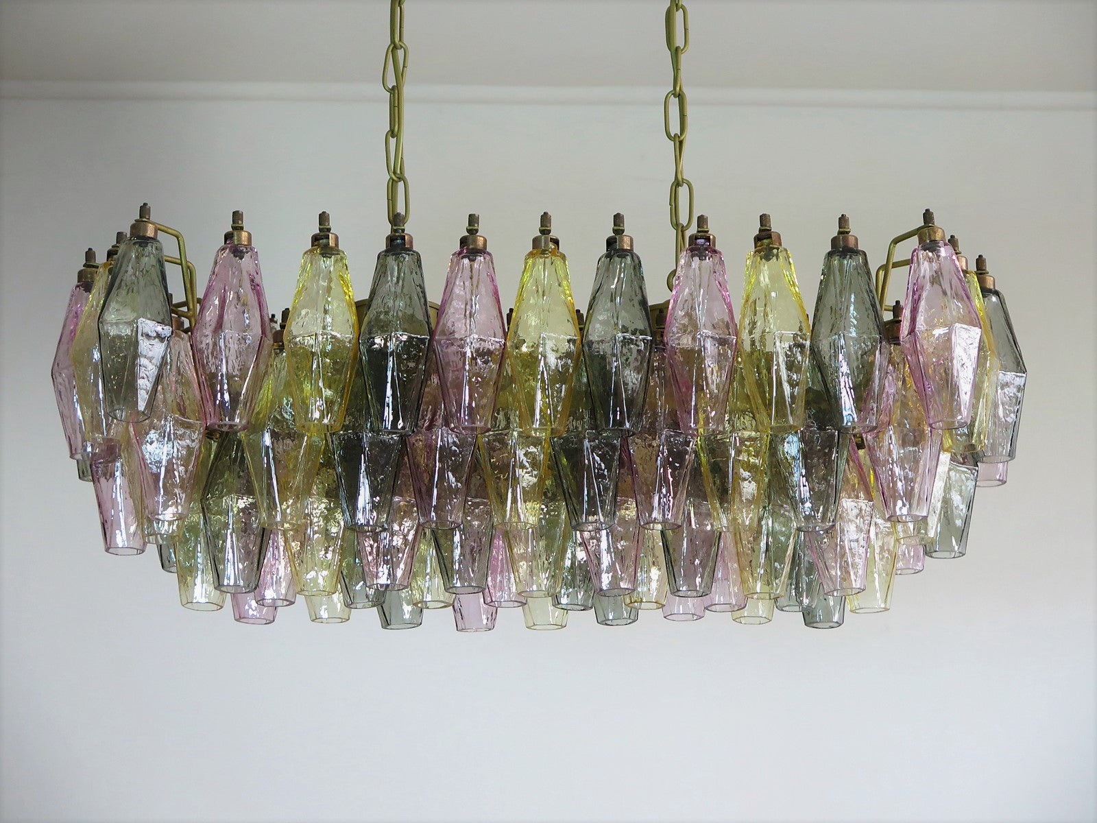 Murano Chandelier – 84 Multicoloured Poliedri Glass – detail 3 – Murano Classics