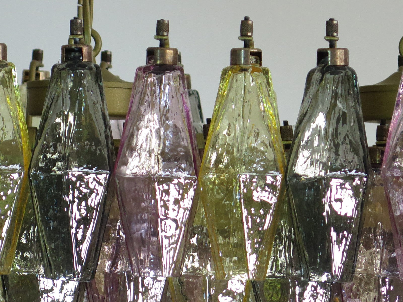 Murano Chandelier – 84 Multicoloured Poliedri Glass – detail 5 – Murano Classics