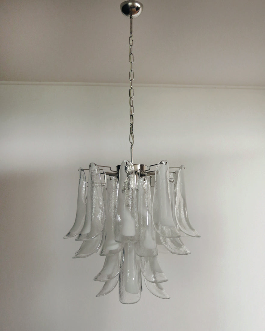 Murano Chandelier | 26 Clear cone leaf glasses