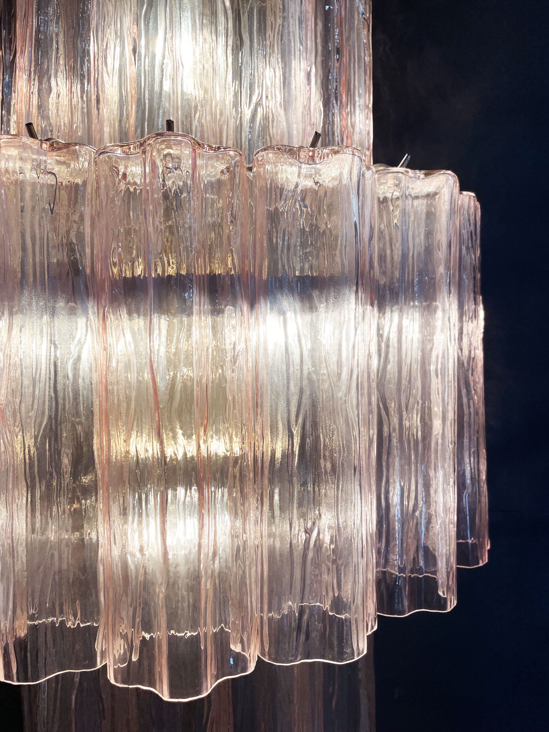 Murano Wall Lamp – 18 Pink Prism Glass – Set of 2 – detail 4 – Murano Classics