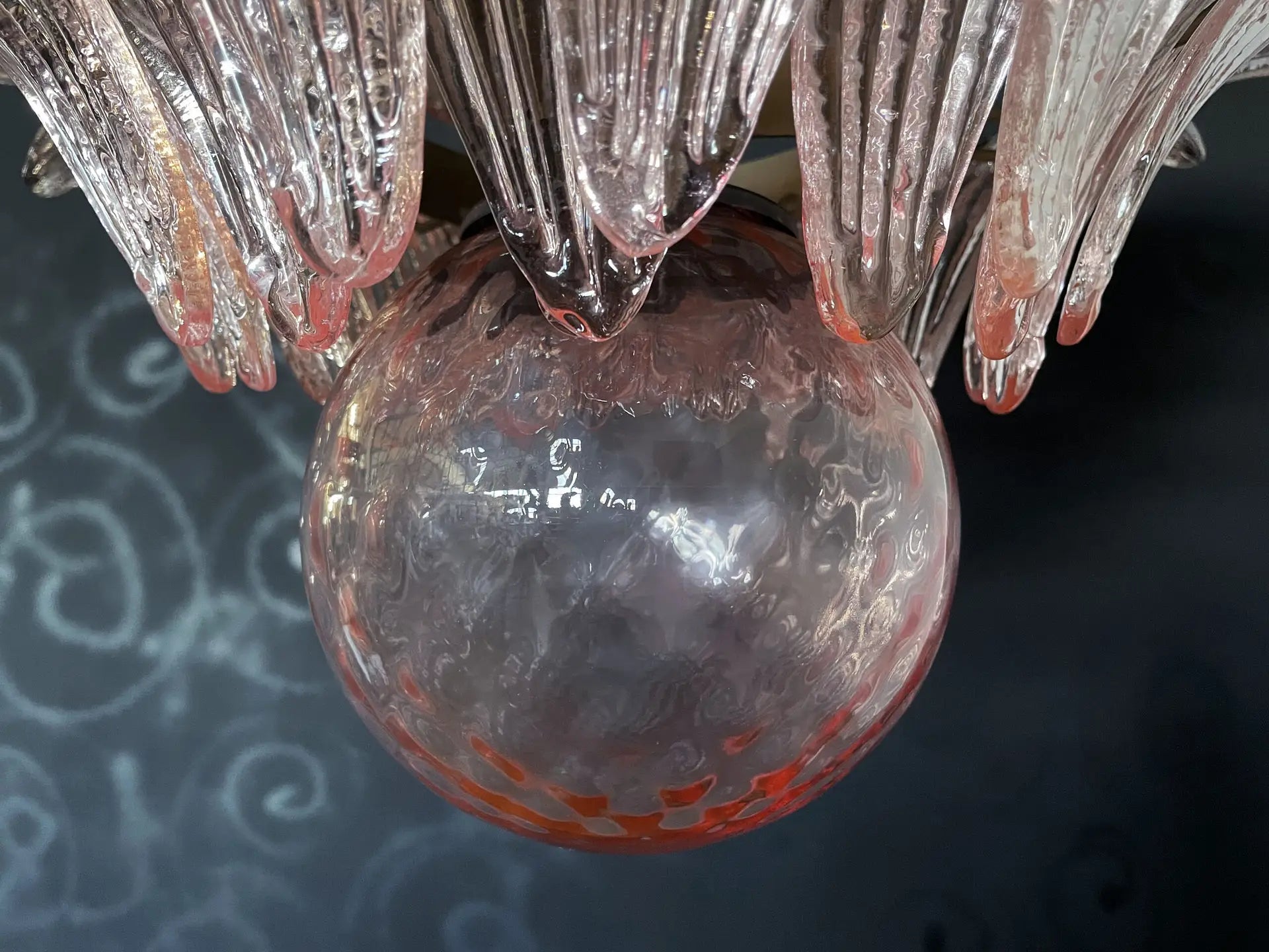 Murano Kroonluchter – 163 Roze Bloemblaadjeglas – detail 5 – Murano Classics