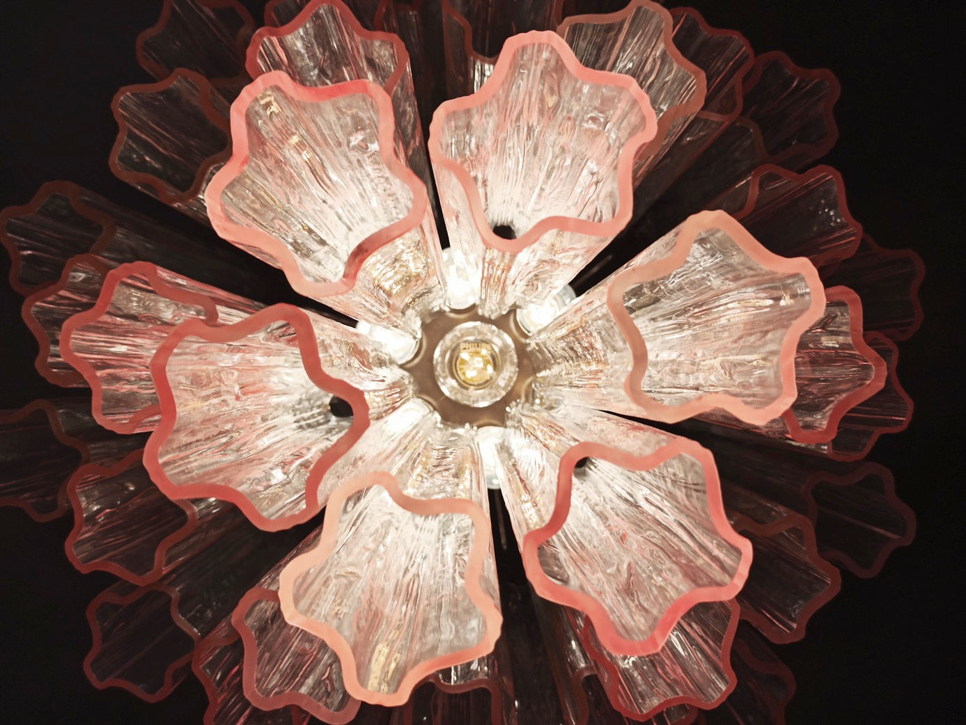 Murano Chandelier – 36 Gradual Pink Glass Tubes – detail 5 – Murano Classics