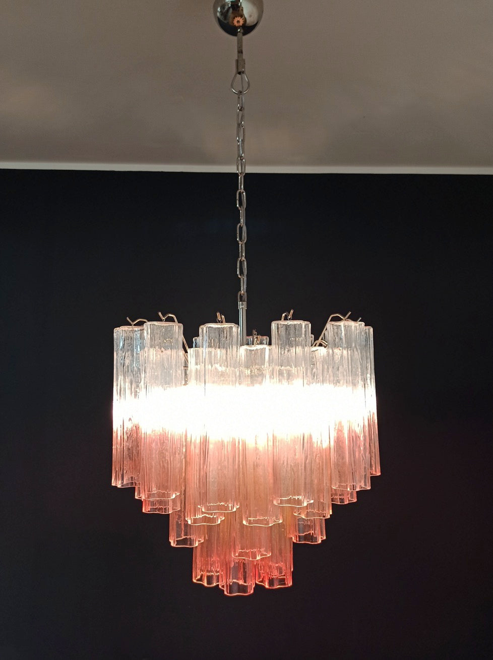Murano Chandelier – 36 Gradual Pink Glass Tubes – detail 2 – Murano Classics