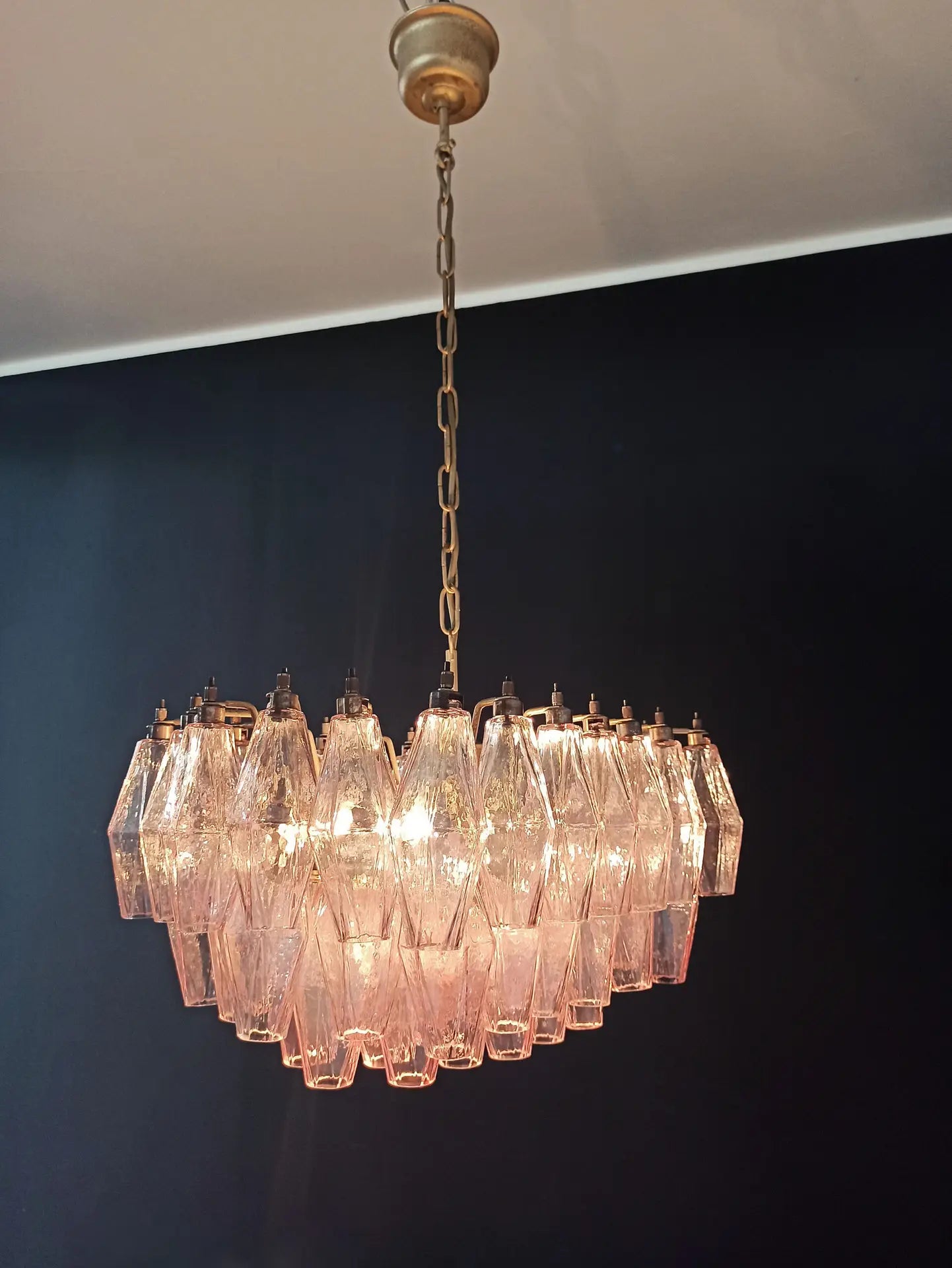 Murano Chandelier | 56 Pink polyhedral glass