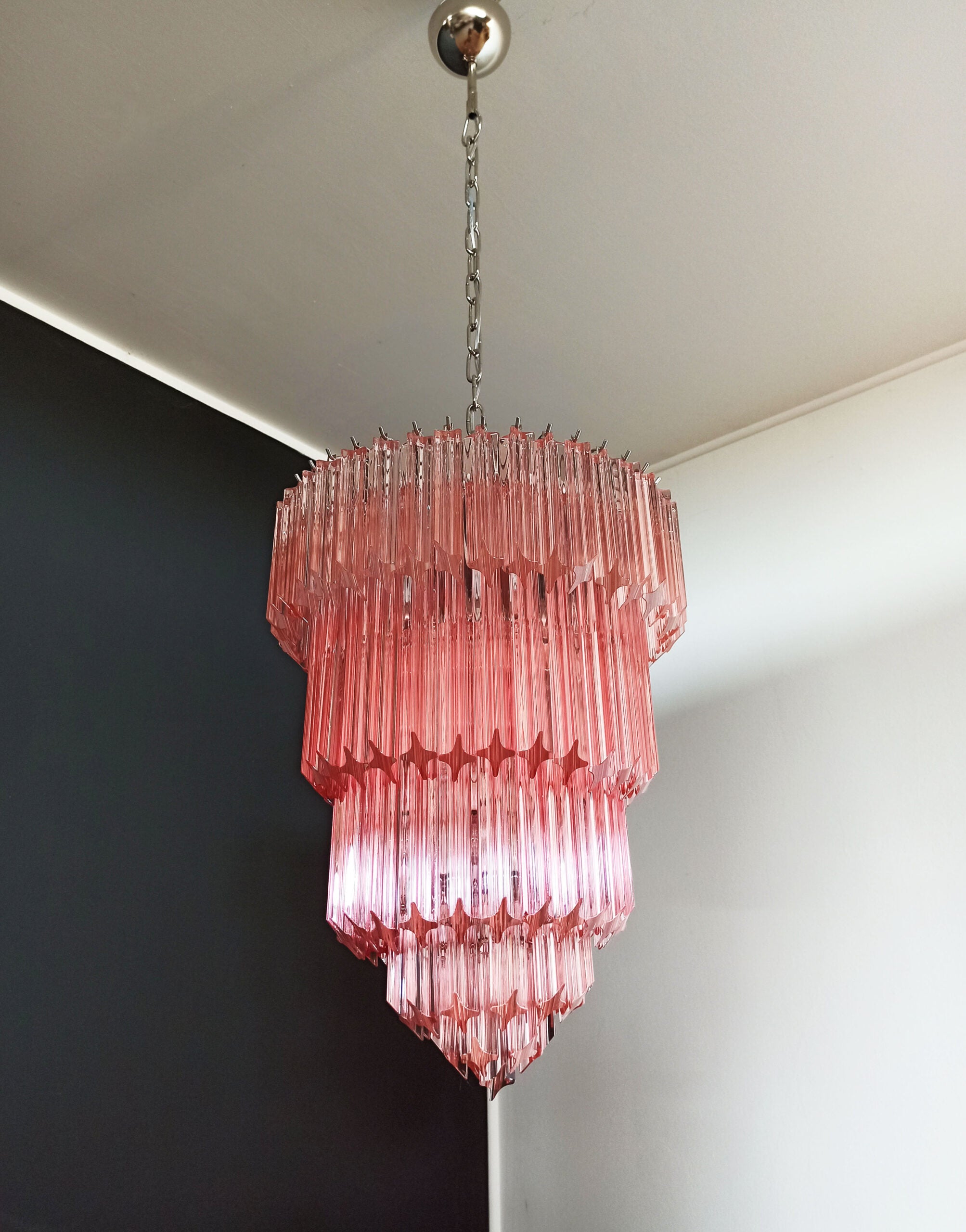 Lustre Murano – 112 Verres à Prismes Roses – détail 9 – Murano Classics