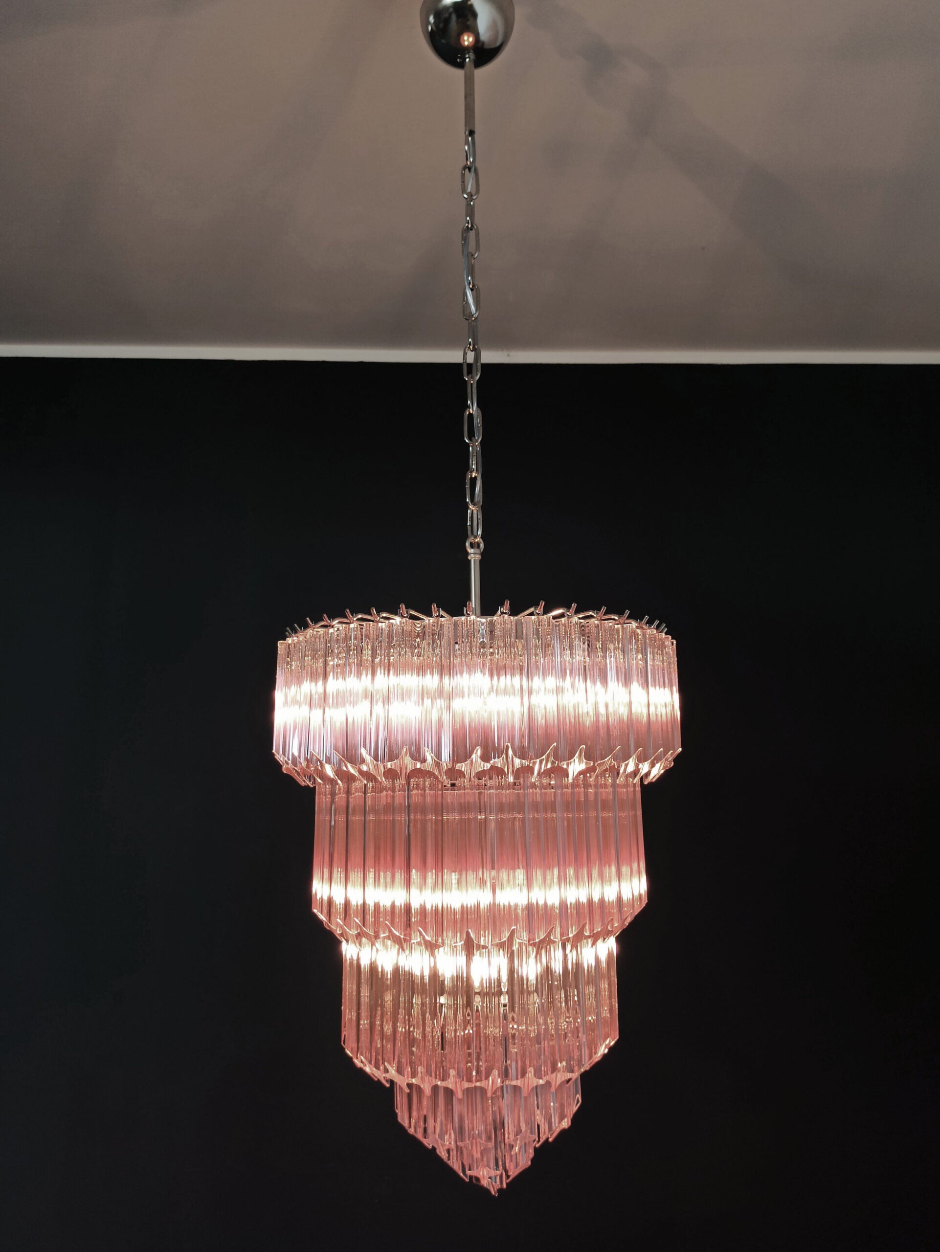 Lustre Murano – 112 Verres à Prismes Roses – détail 8 – Murano Classics