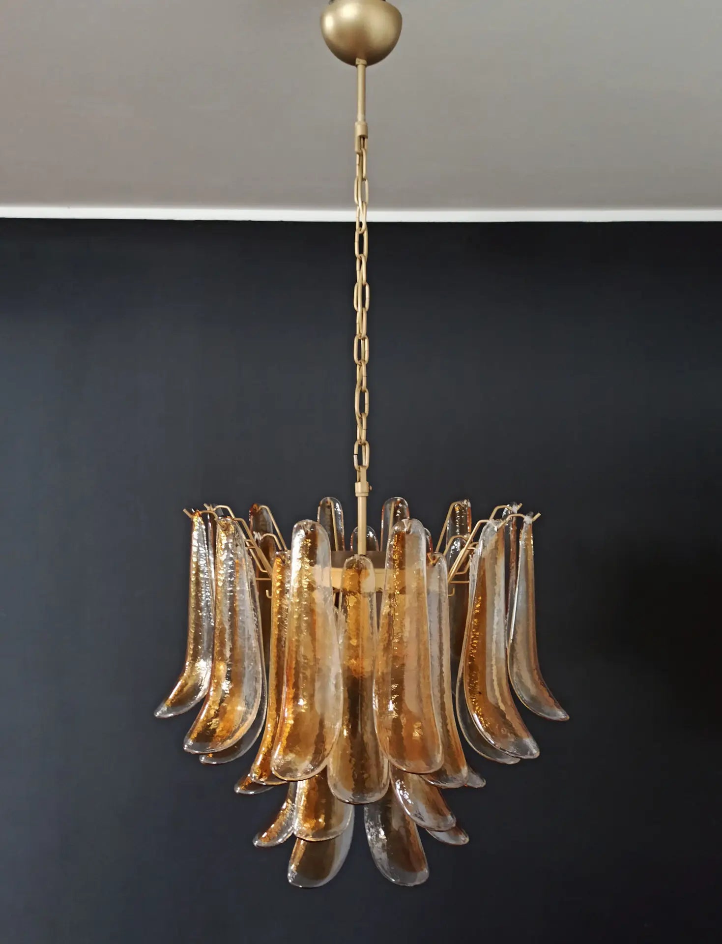 Murano Kronleuchter – 36 Klare und Gelbe Blütenblattgläser – Detail 2 – Murano Classics