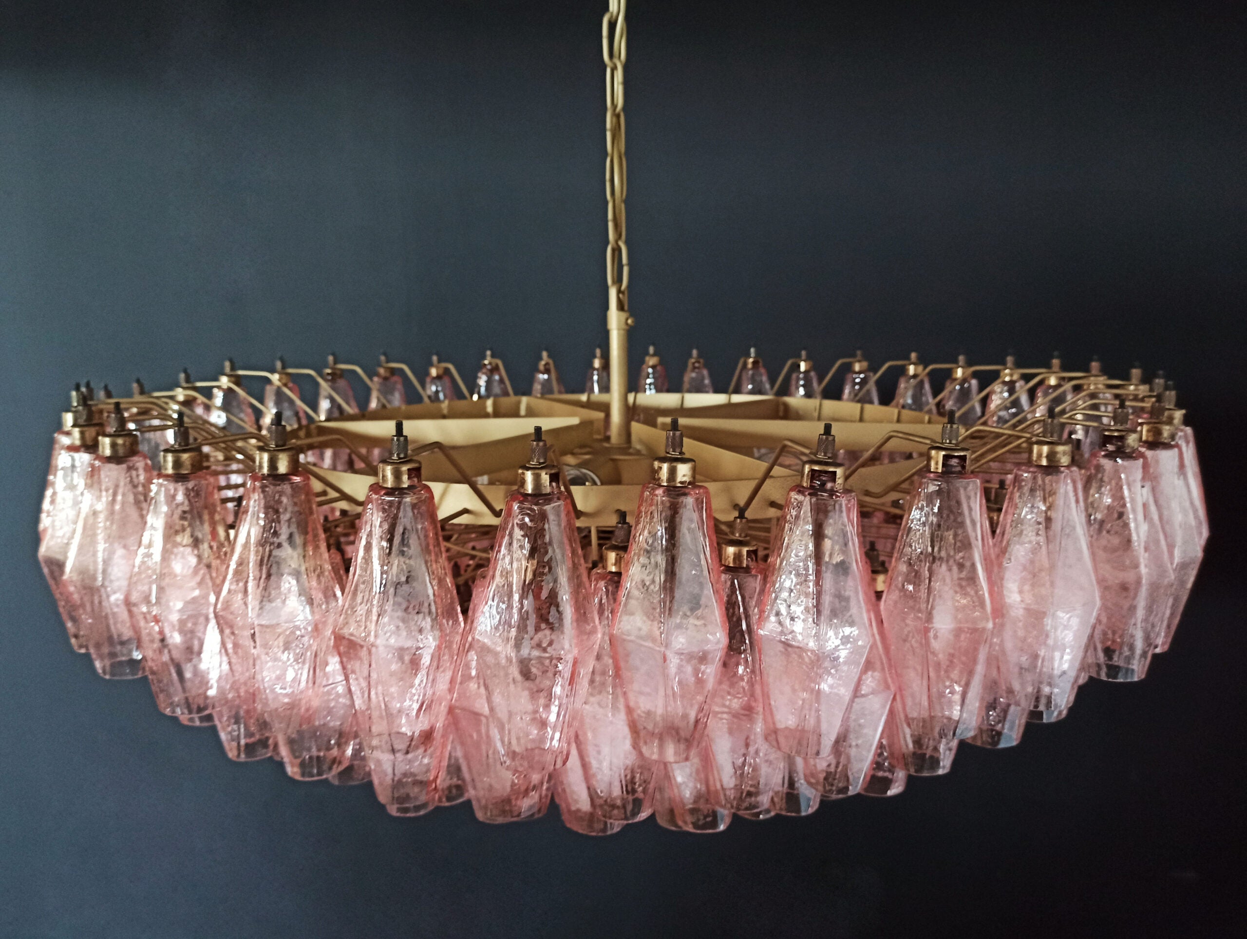 Murano Chandelier – 185 Pink Poliedri Glass – detail 2 – Murano Classics