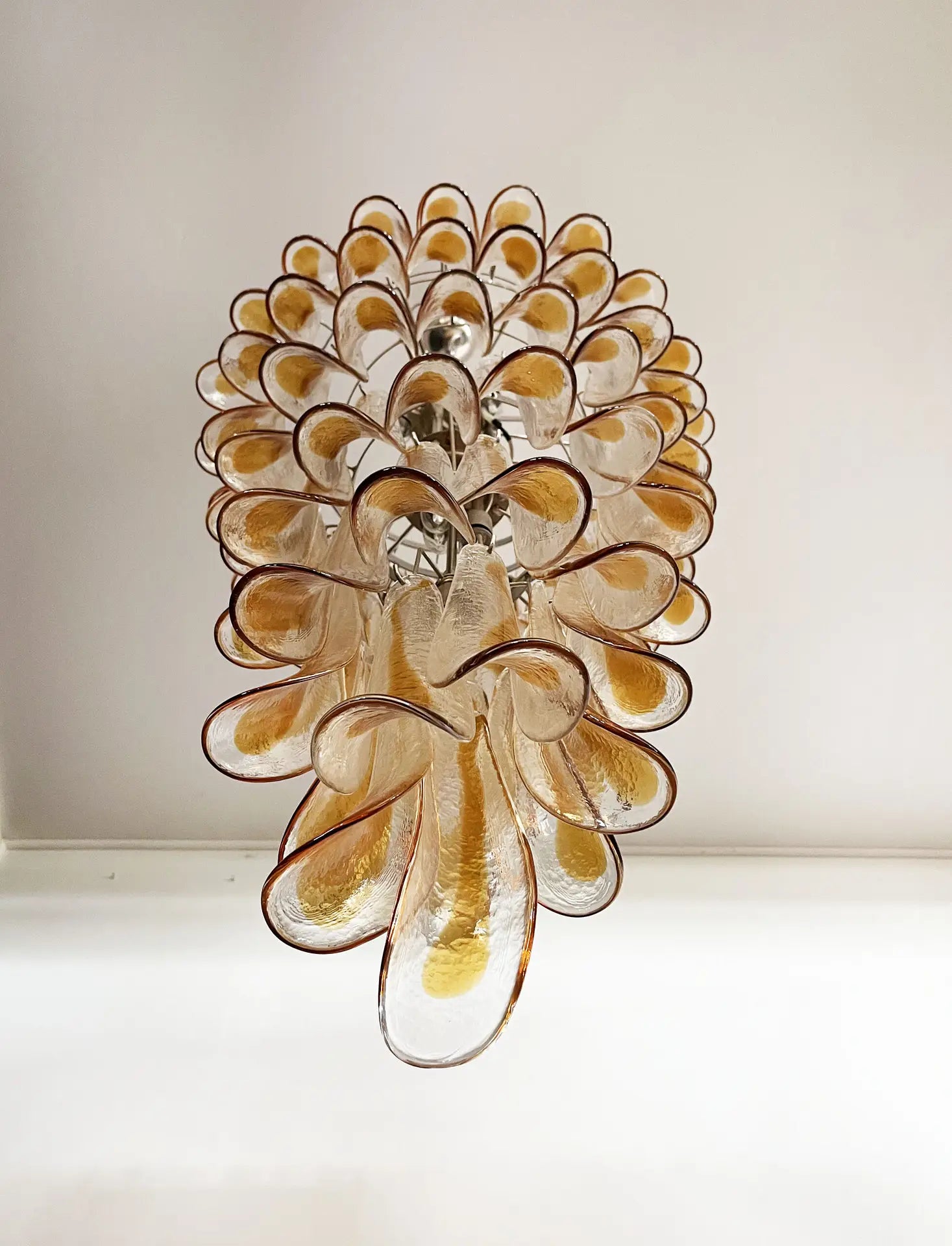 Murano Kroonluchter – 83 Heldere en Gele Bloemblaadjeglazen – detail 3 – Murano Classics