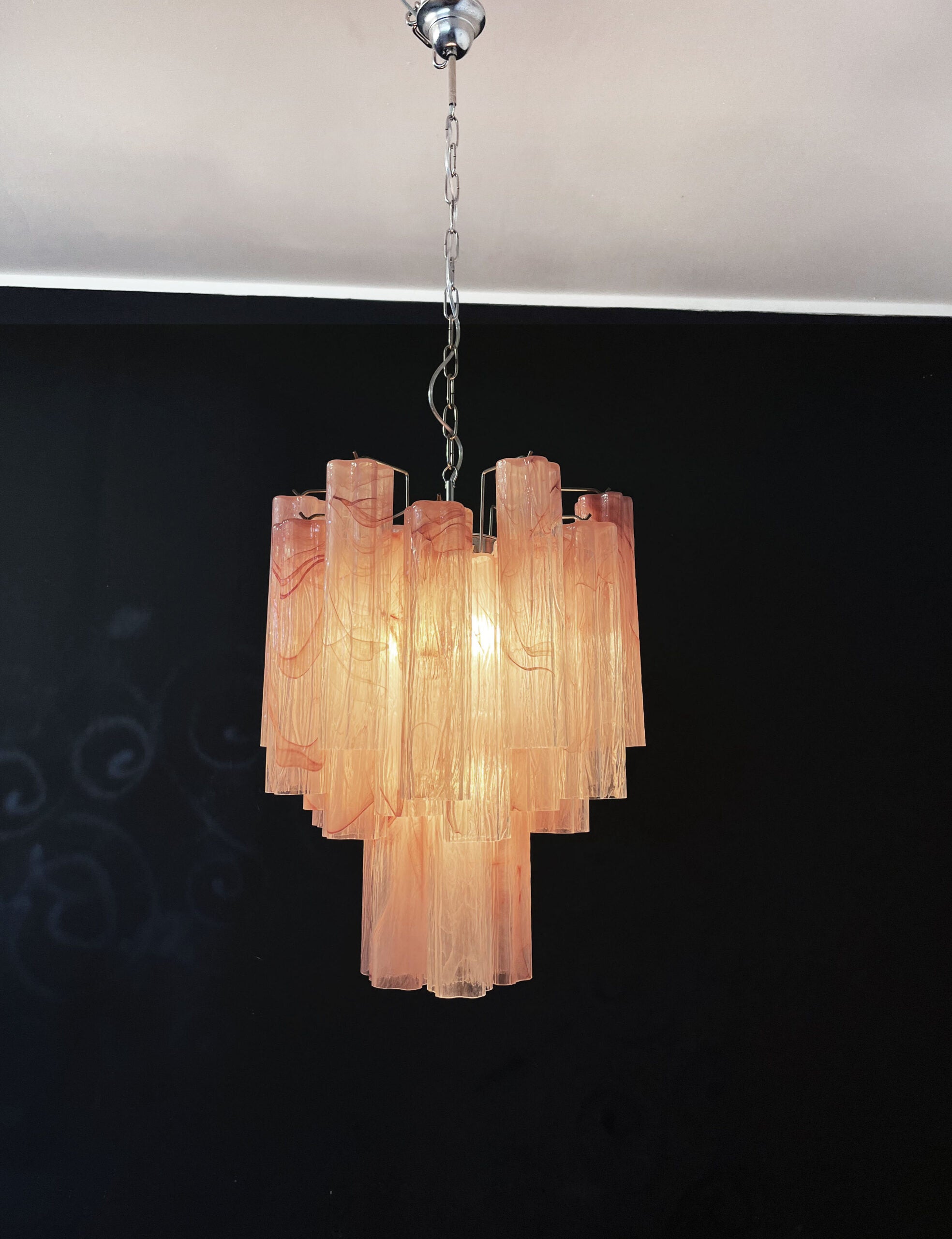 Murano Kroonluchter – 30 Roze Alabasterglas Buizen – detail 2 – Murano Classics