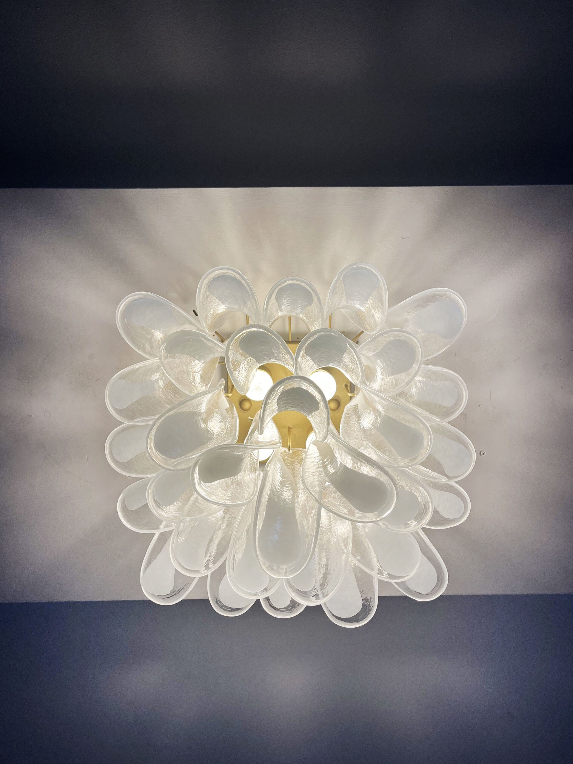 Murano Plafondlamp – 32 Helder, Wit Bloemblaadjeglas – detail 6 – Murano Classics