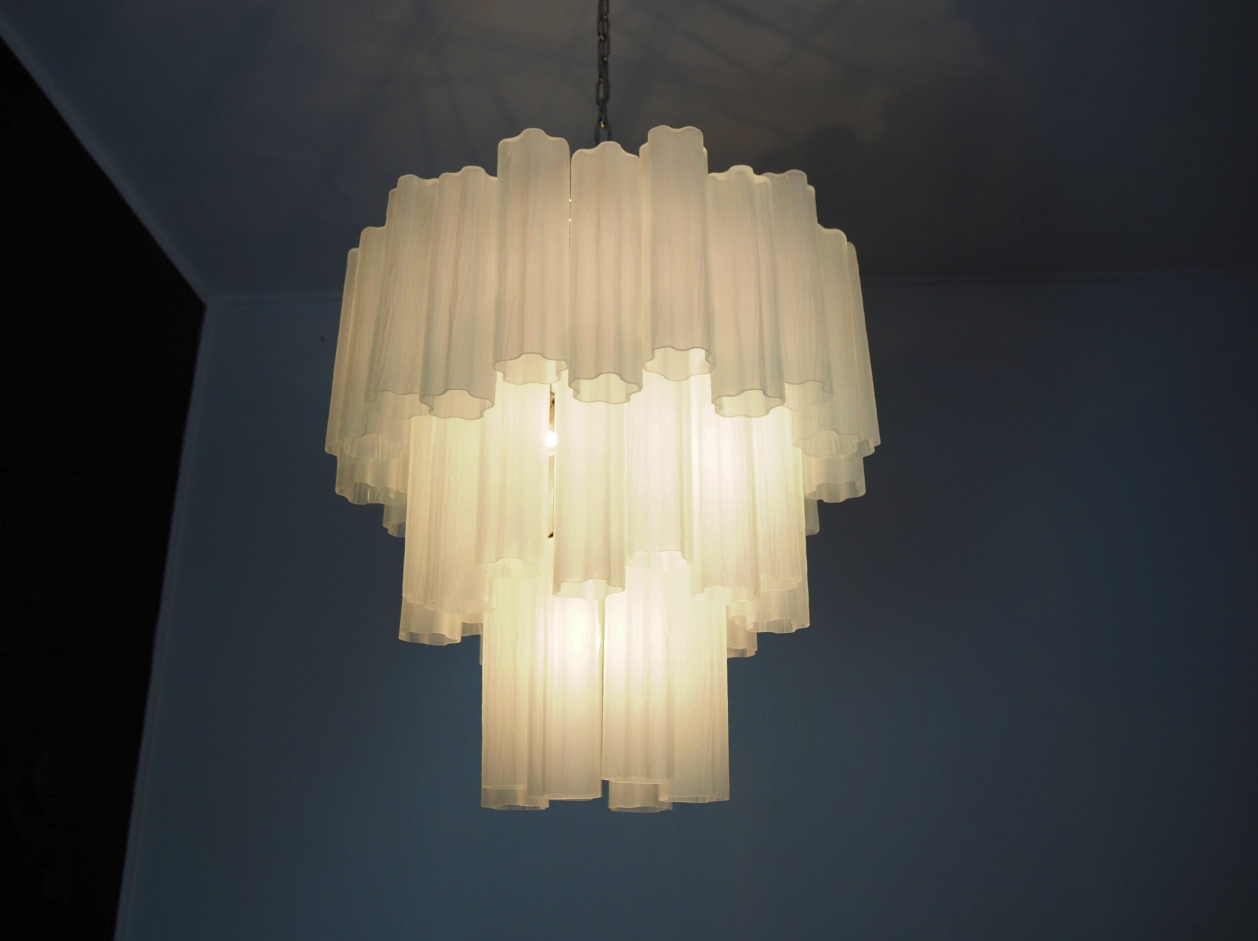 Murano Chandelier – 48 Matte White Glass Tubes – detail 3 – Murano Classics