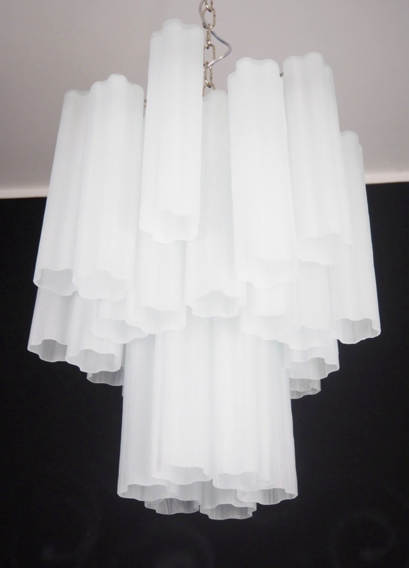 Murano Lysekrone | 30 Alabaster hvit Rørglass