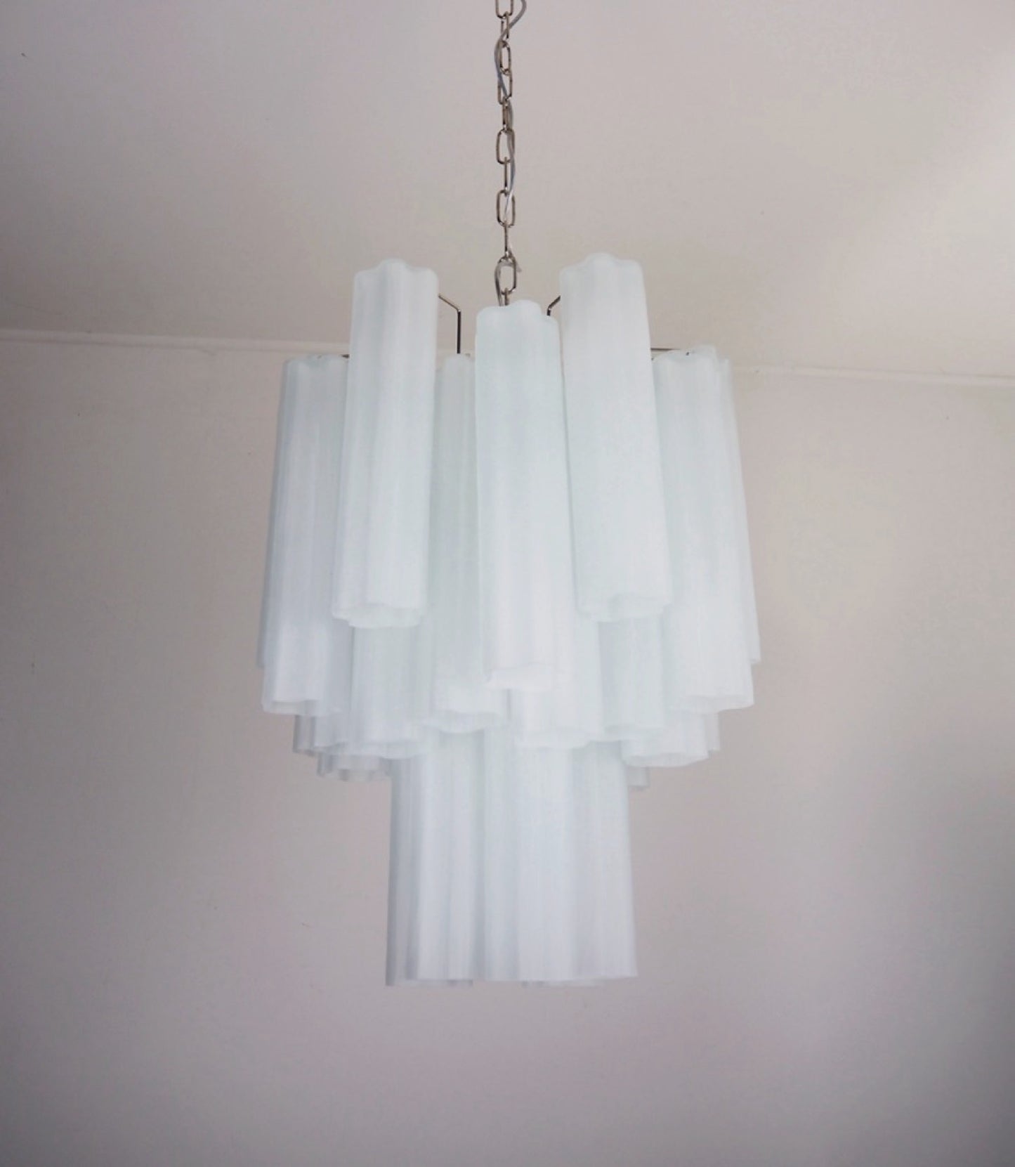 Murano Lysekrone | 30 Alabaster hvit Rørglass