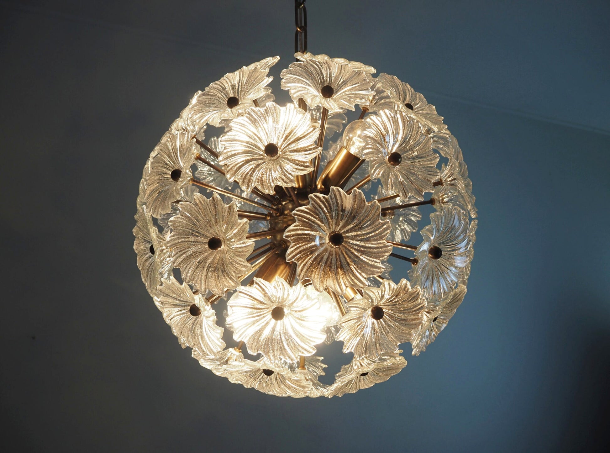 Murano Lysekrone | 51 Klare Tusenfrydglass