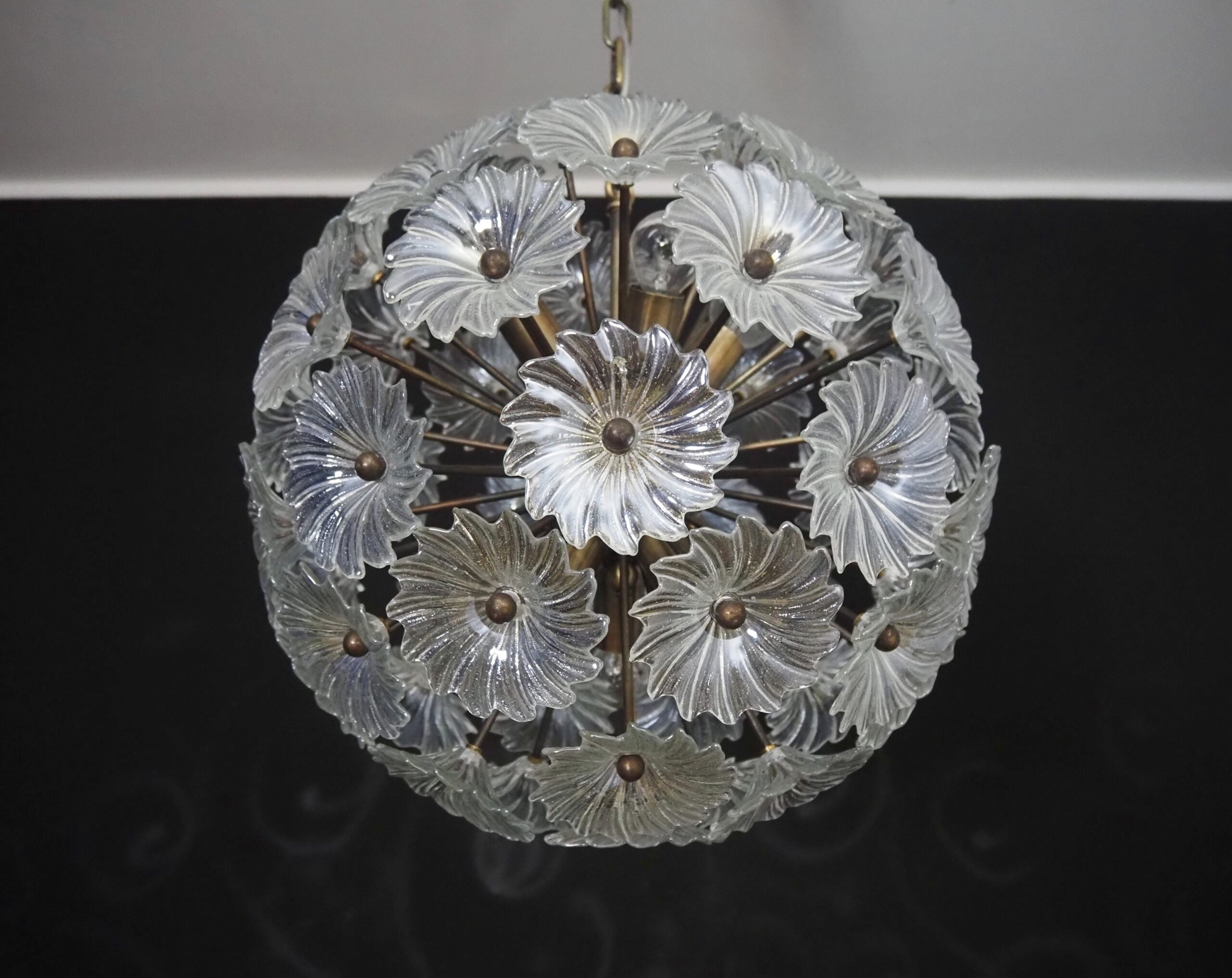 Murano Lysekrone – 51 Klare Tusenfrydglass – detalj 8 – Murano Classics