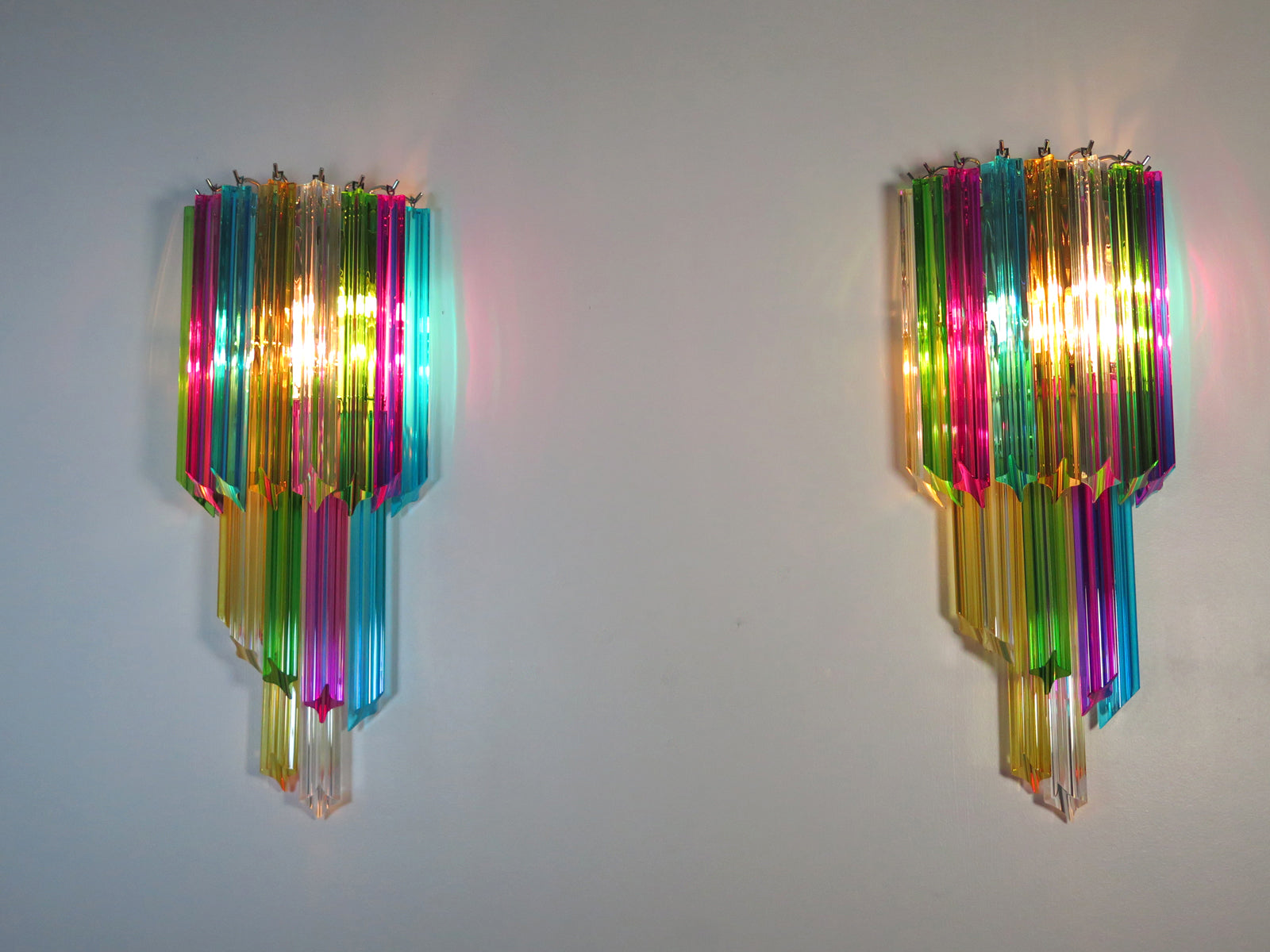 Murano Vegglampe | 32 Multifarge Prismeglass | 1 par