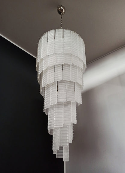 Murano Lysekrone | 83 Hvite Spiralglass