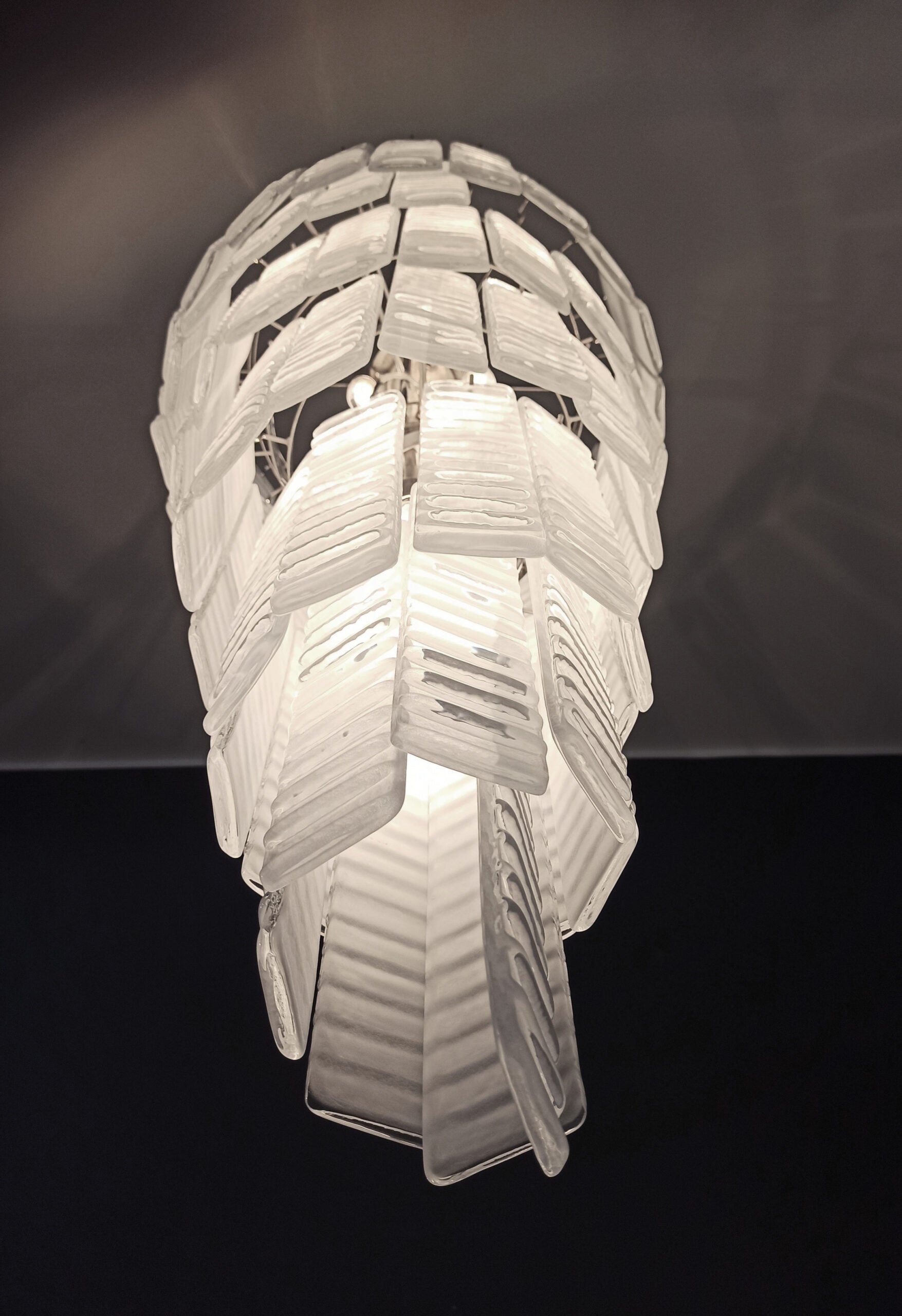 Murano Kroonluchter – 83 Witte Spiraalglazen – detail 1 – Murano Classics
