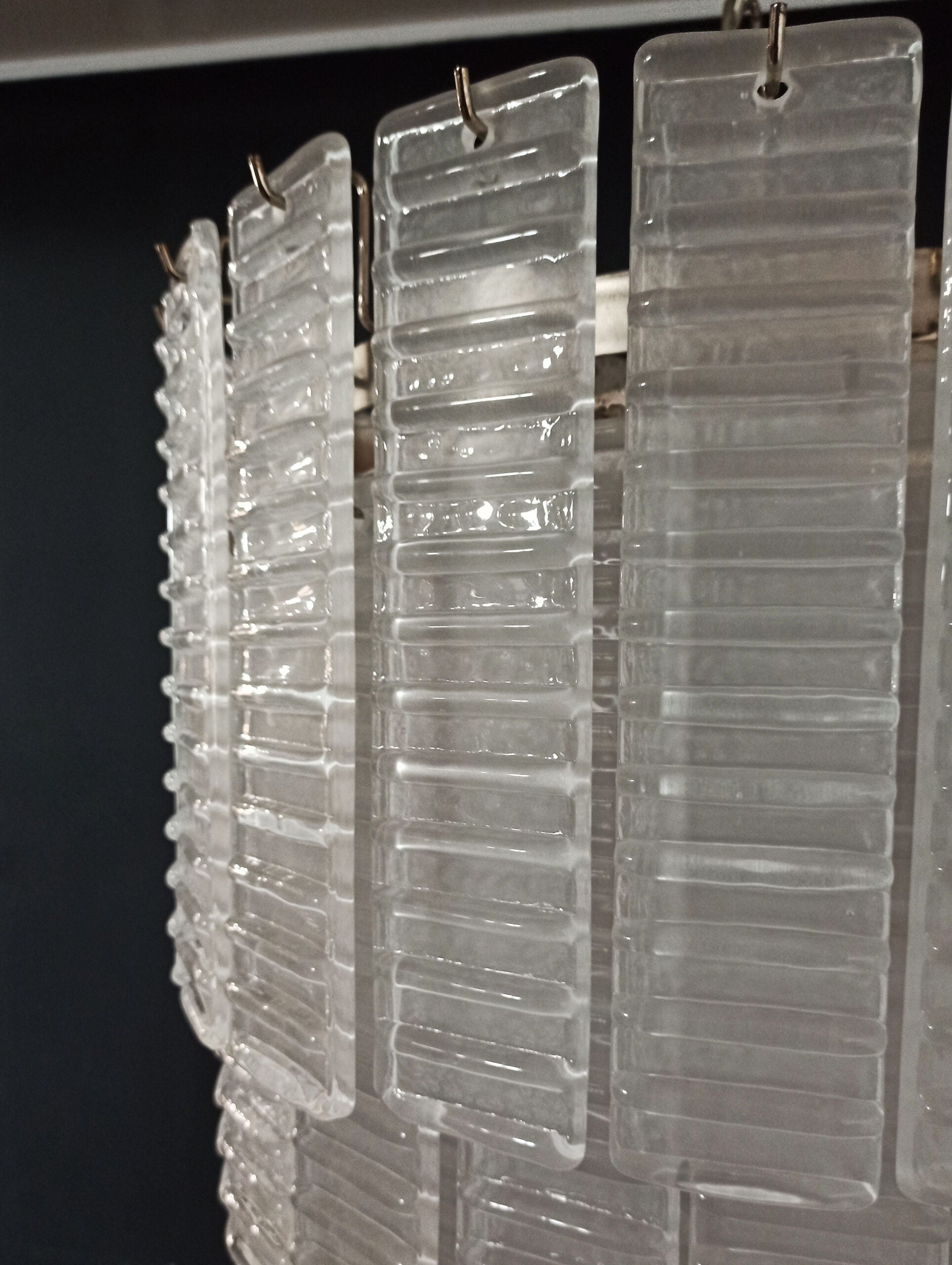Murano Chandelier – 83 White Spiral Glasses – detail 6 – Murano Classics