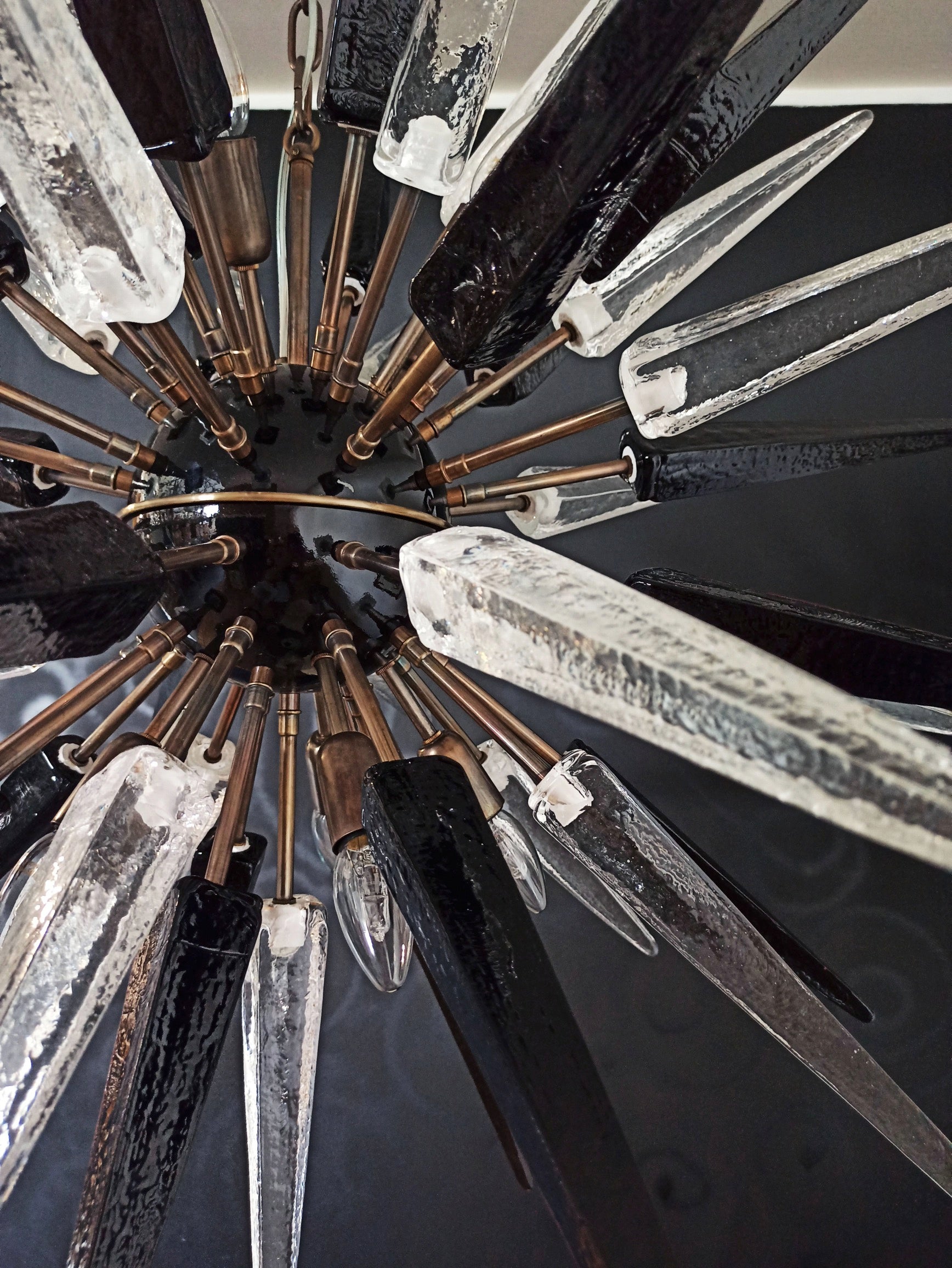 Murano Lysekrone | 51 Klare Sorte Sputnik