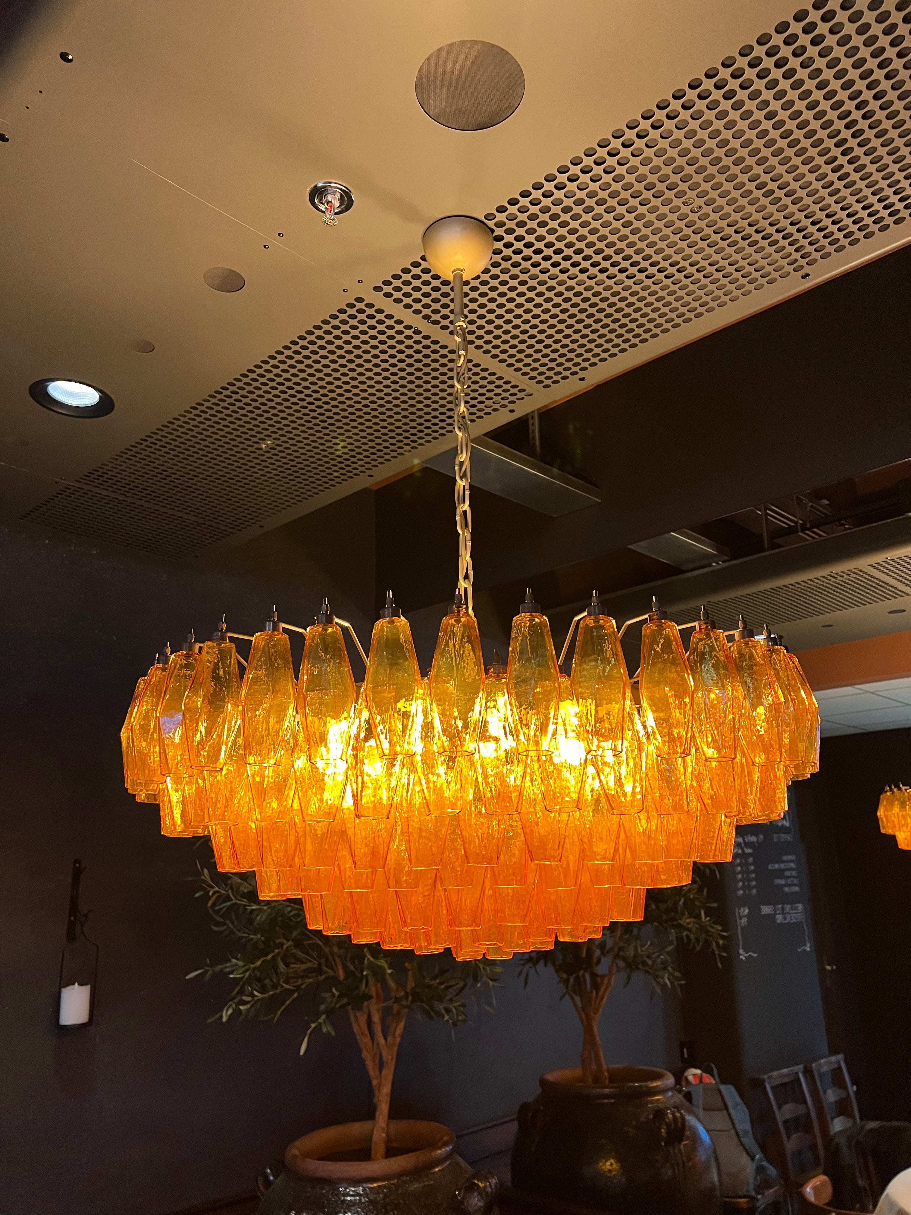Murano Chandelier – 185 Yellow Poliedri Glass – detail 2 – Murano Classics