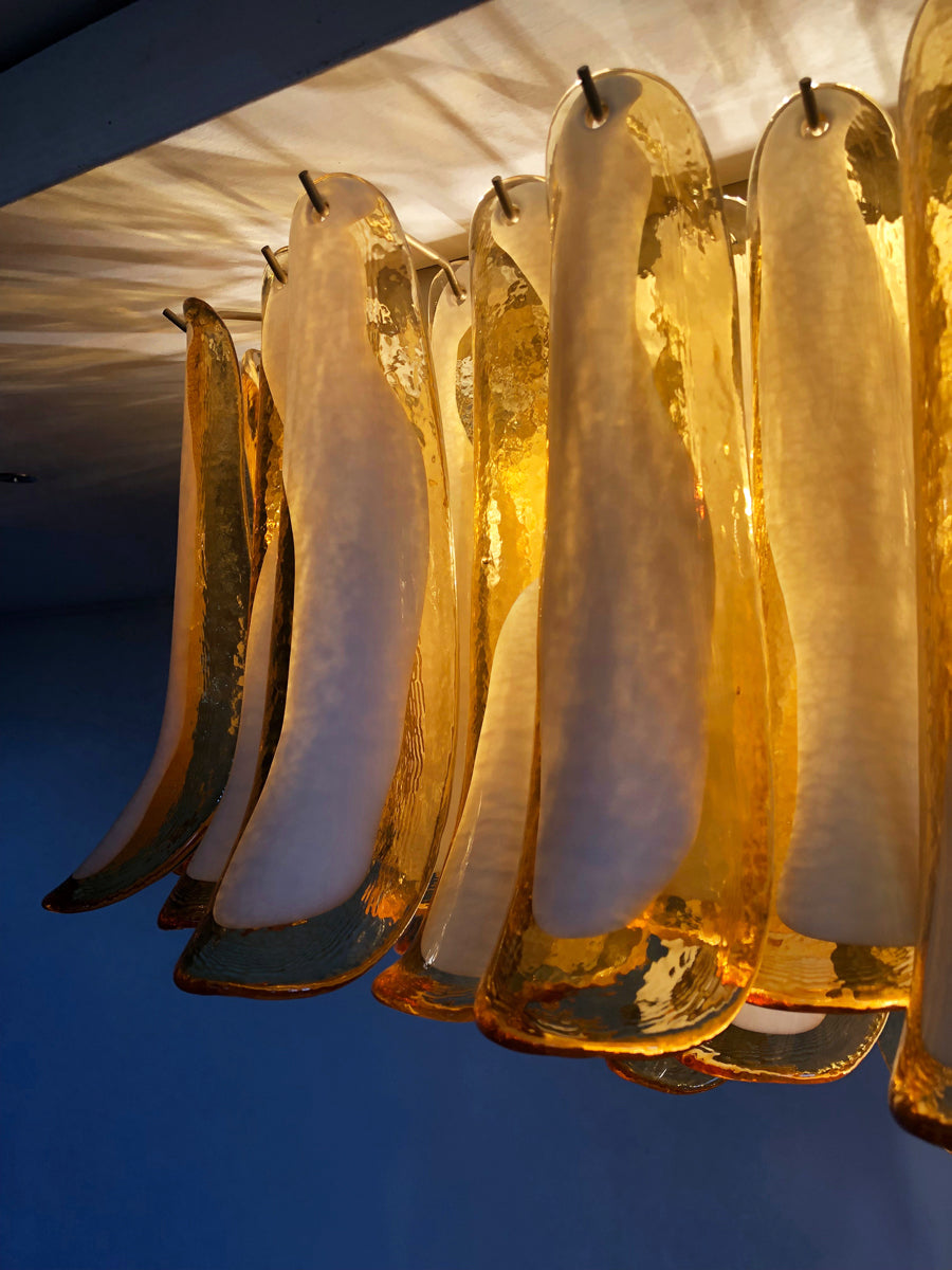 Murano Deckenlampe – 64 Karamel Blütenblattglas – Detail 7 – Murano Classics