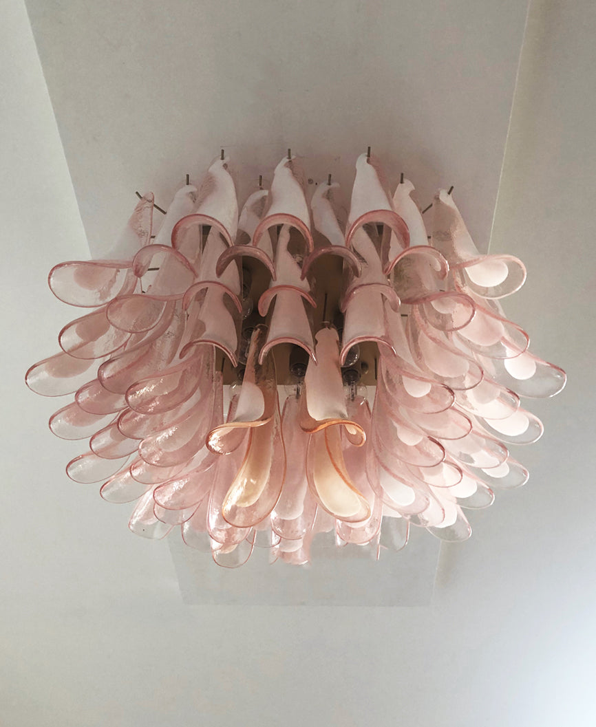 Lustre Murano – 64 Verres à Pétales Rose – détail 5 – Murano Classics