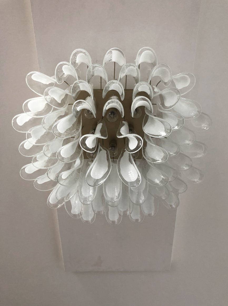 Murano Taklampe | 64 Hvite Konglebladglass