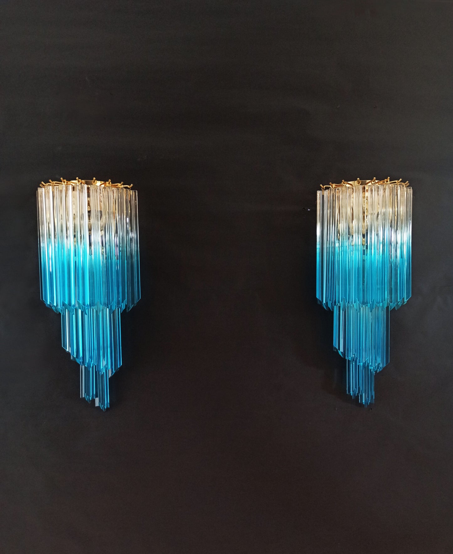 Murano Wall Lamp | 32 Clear Blue Prism Glass | 2 pcs