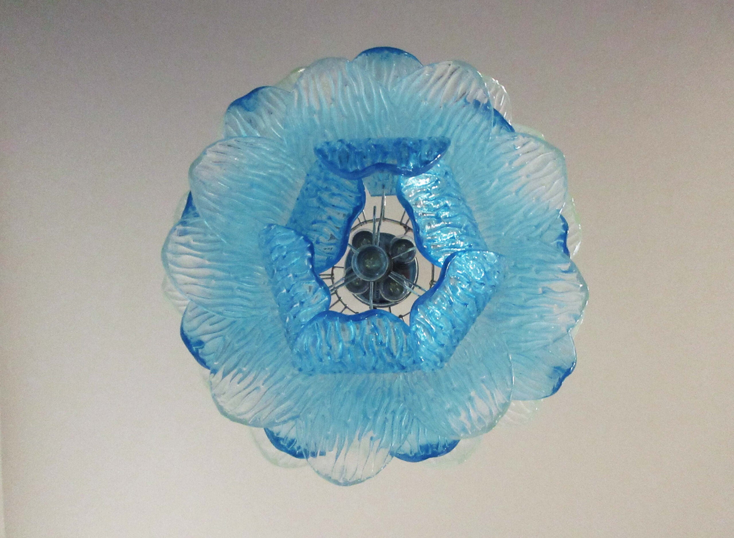 Murano Kroonluchter – 38 Blauwe Crostoliglas – detail 1 – Murano Classics