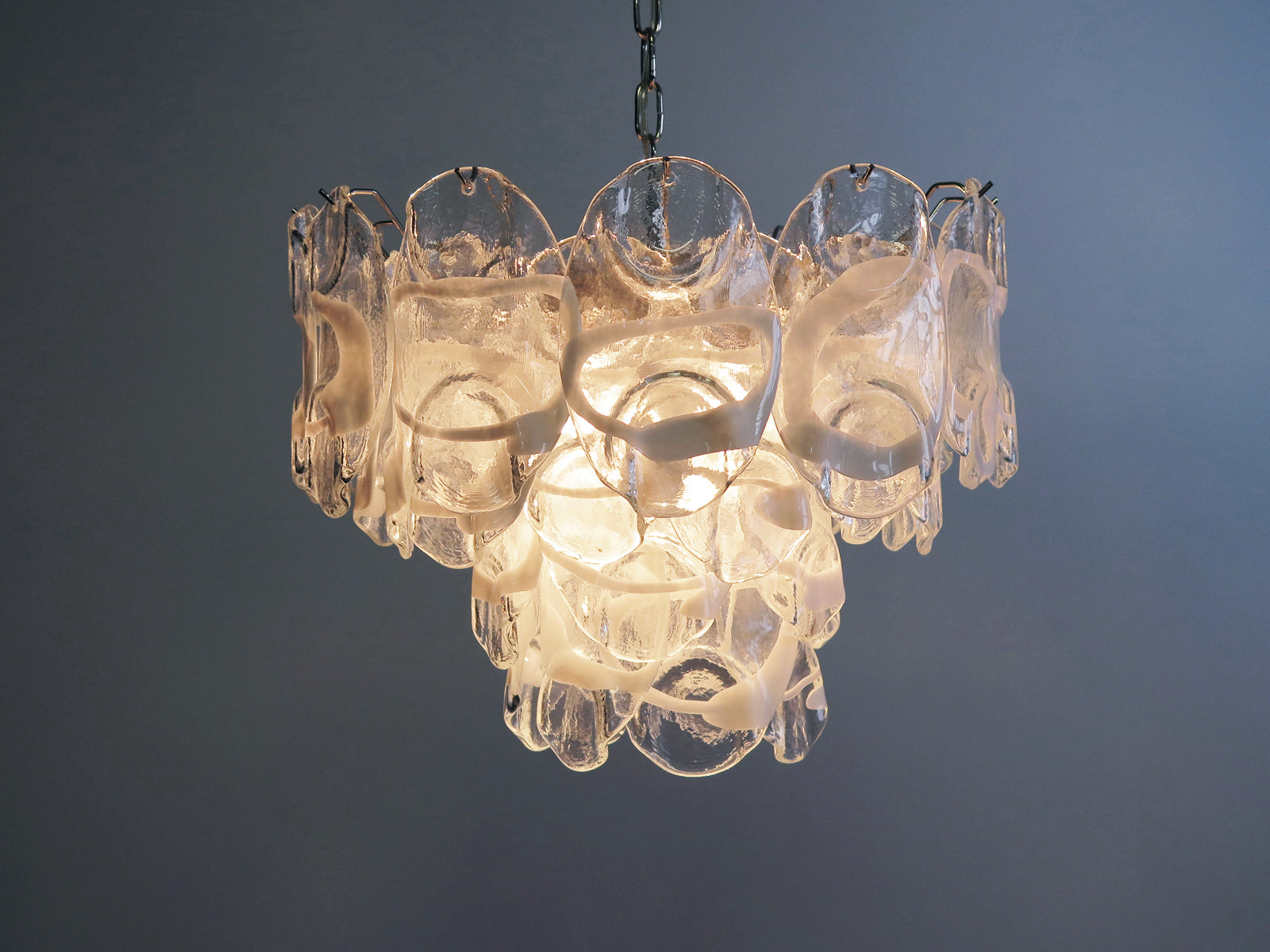 Murano Chandelier – 36 White Crostoli Glass – detail 2 – Murano Classics