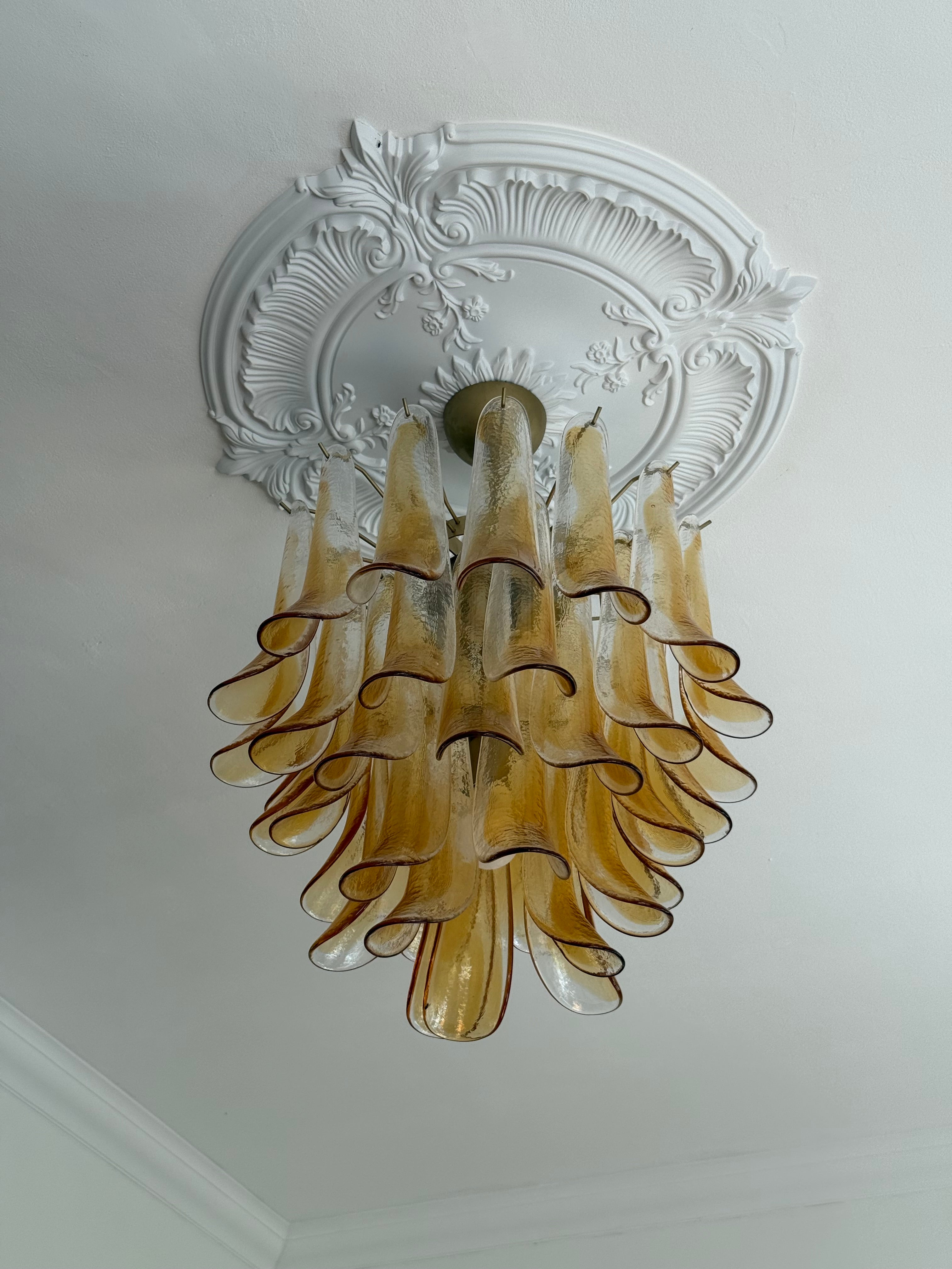 Lampadario Murano | 41 Vetri a Petali Gialli